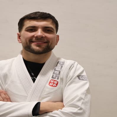 Declan McGuigan coaching a Brazilian Jiu-Jitsu class in Longridge